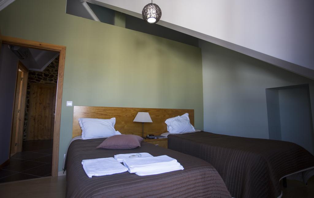 Casas Do Terreiro Guest House Seia Room photo
